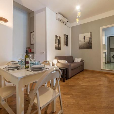 Trastevere & Ponte Sisto Cozy Flat ローマ エクステリア 写真