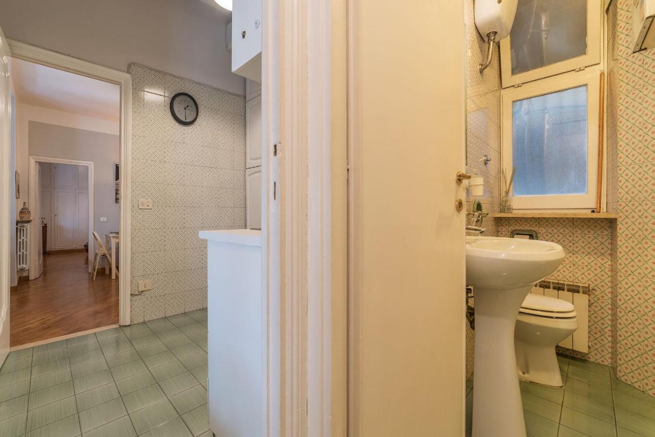 Trastevere & Ponte Sisto Cozy Flat ローマ エクステリア 写真