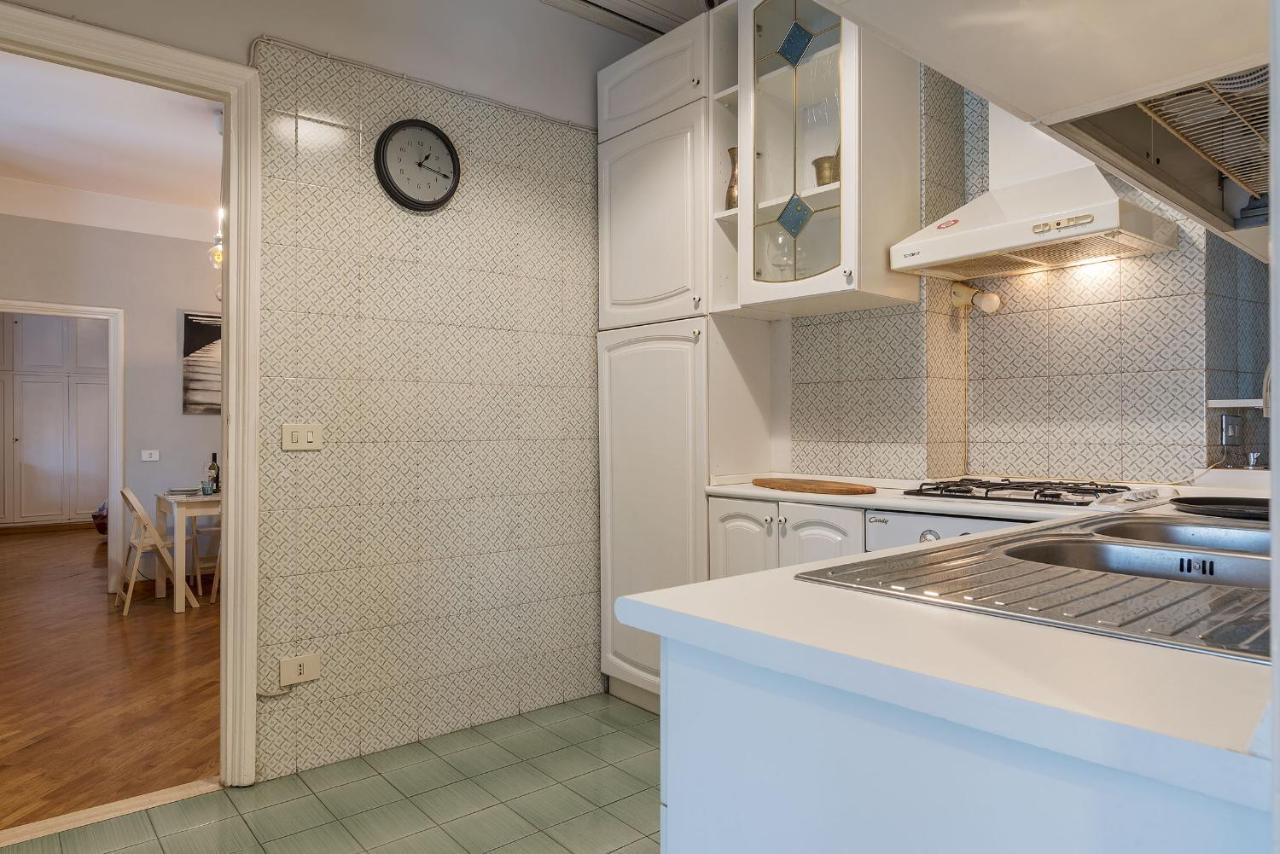 Trastevere & Ponte Sisto Cozy Flat ローマ エクステリア 写真